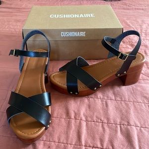 Cushionare Women’s Wood Black Sandal